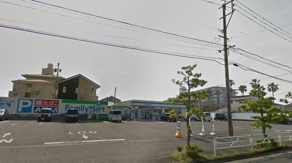 セピアコート3(ファミリーマート日ノ出町店)