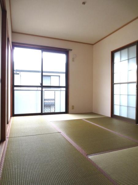 ファミール本郷C棟