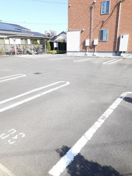 エテルノ　宮　Ｂ