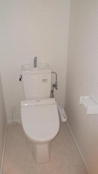 ハーバーイースト