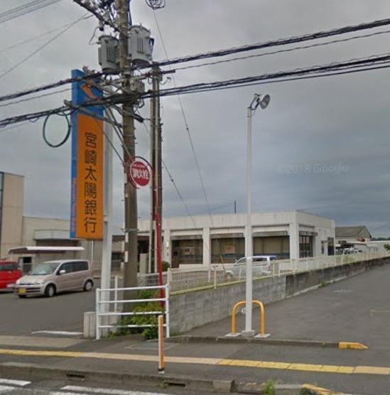 ラフィーナコート(宮崎太陽銀行住吉支店)