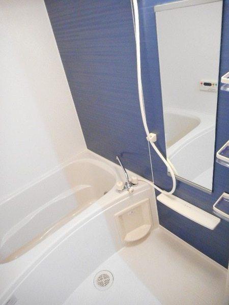 サン　アヴェニュー