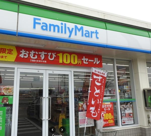 ラフィ-ナ・サイト(ファミリーマート小松バイパス店)
