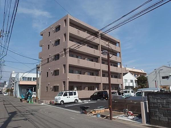 ロイヤルグリーン瀬頭
