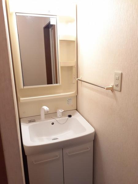 グリ－ンコ－ト東館　Ｄ