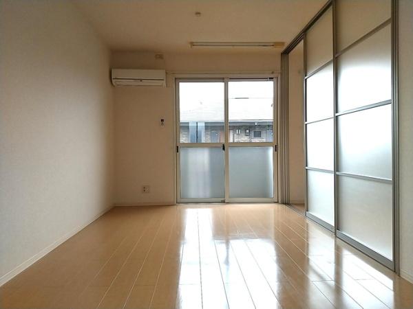 エランビタールNAKANISHI2棟