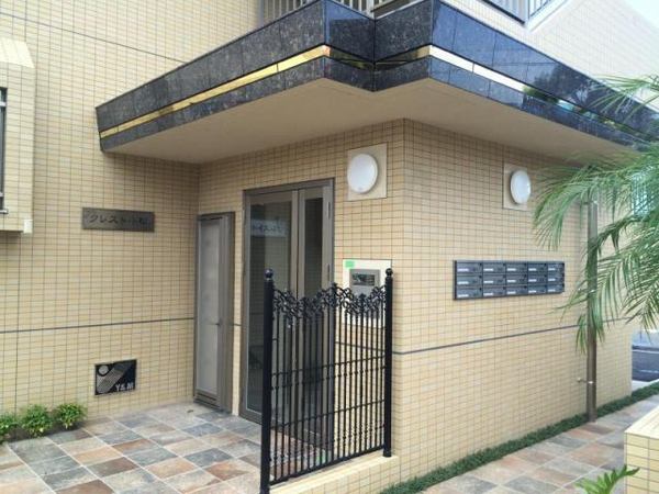 クレスト小松