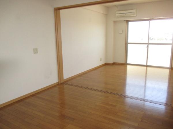 デュアルカーサ横町
