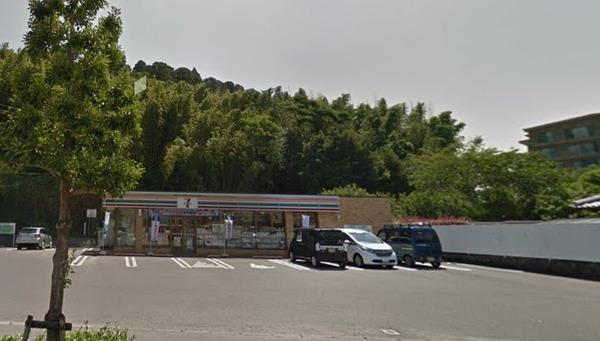 ロイヤルメゾン谷川(セブンイレブン福島3丁目店)