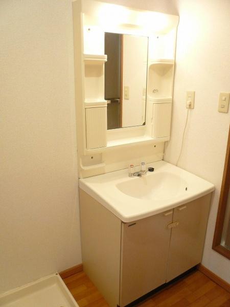 宮崎市吉村町のアパート