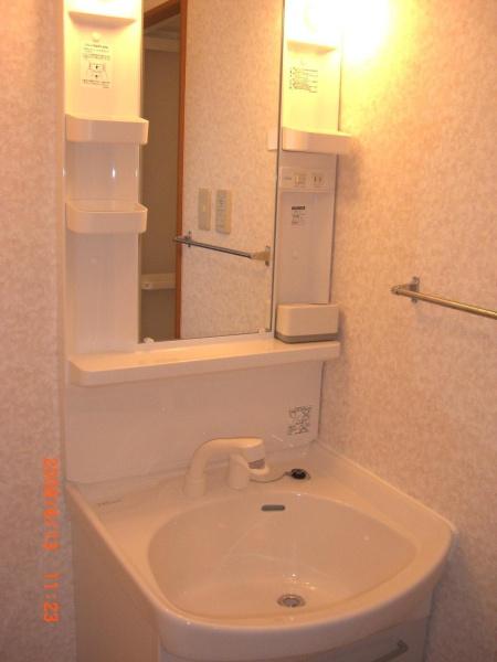 アンソレイエB(洗面台・洗面所)
