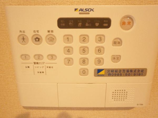 シャトル小松