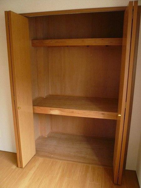 エステ－トヒルズ　Ｂ