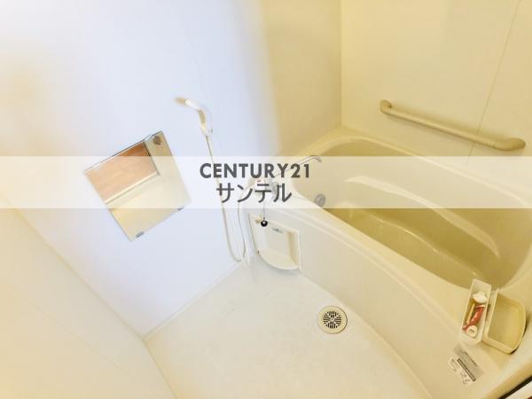 ユーミー新城