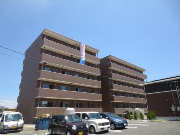 ラルーチェ(LALUCE)
