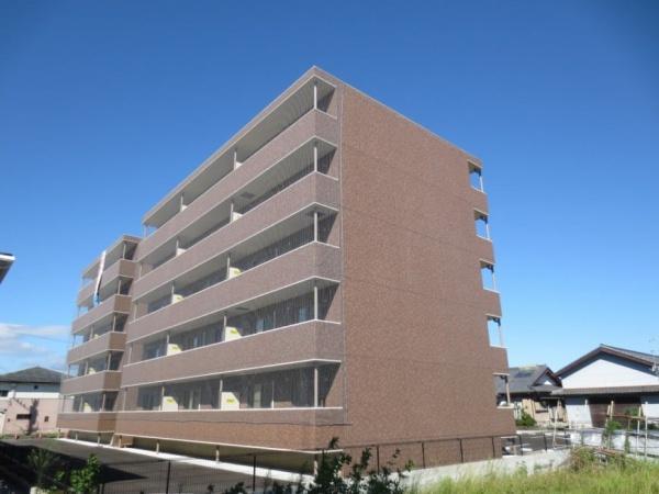 ラルーチェ(LALUCE)