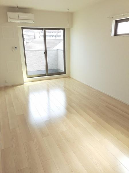 宮崎市西高松町のアパート