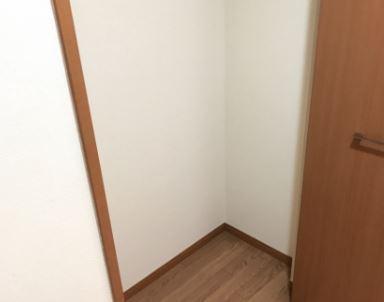 エミールシャラン・II