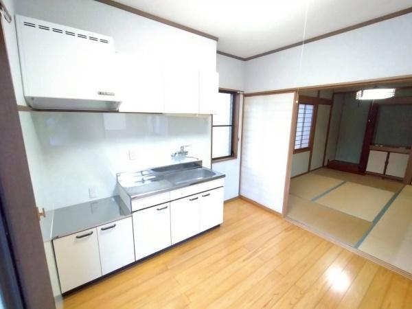宮崎市花殿町の貸家