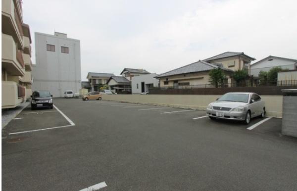 宮崎市霧島２丁目のマンション
