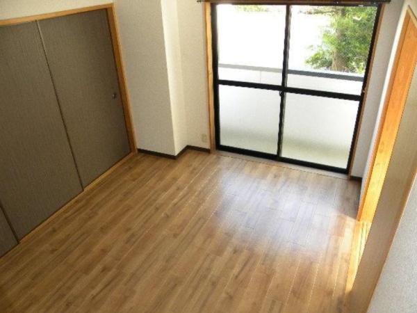 宮崎市大字赤江のアパート