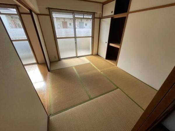 宮崎市新別府町江田原のマンション