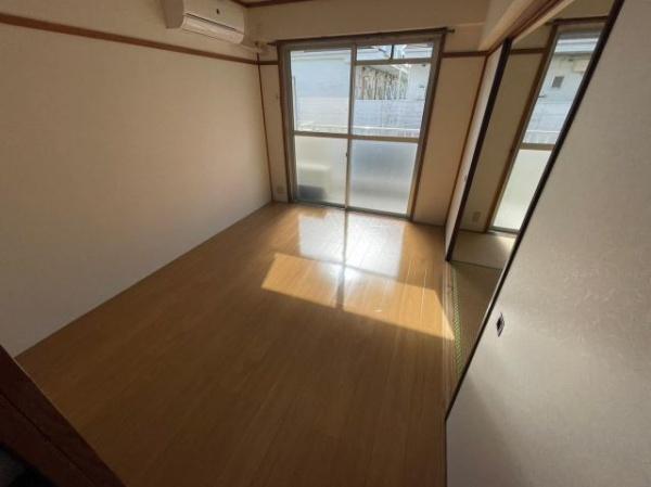 宮崎市新別府町江田原のマンション