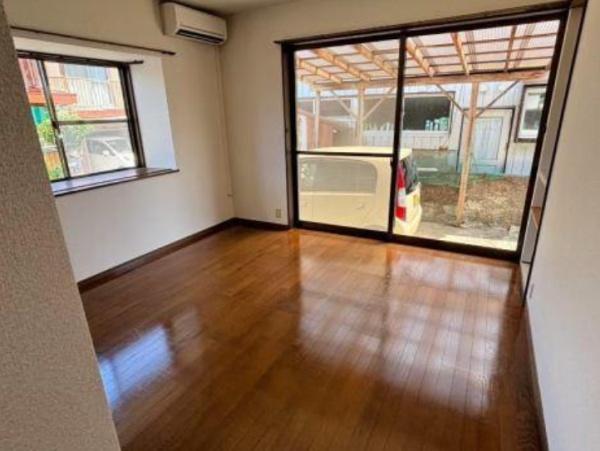 松浦佐土原貸家