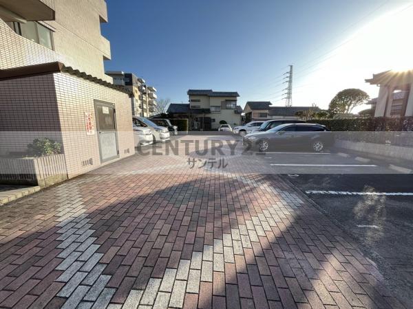 アドミラブール