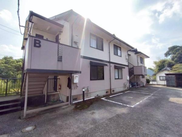 宮崎市学園木花台桜２丁目のアパート