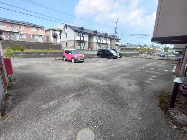 宮崎市学園木花台桜２丁目のアパート
