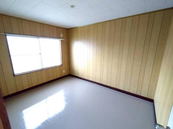 宮崎市村角町宮崎牟田のアパート(寝室)