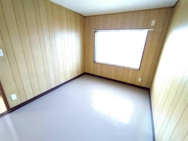 宮崎市村角町宮崎牟田のアパート(洋室)