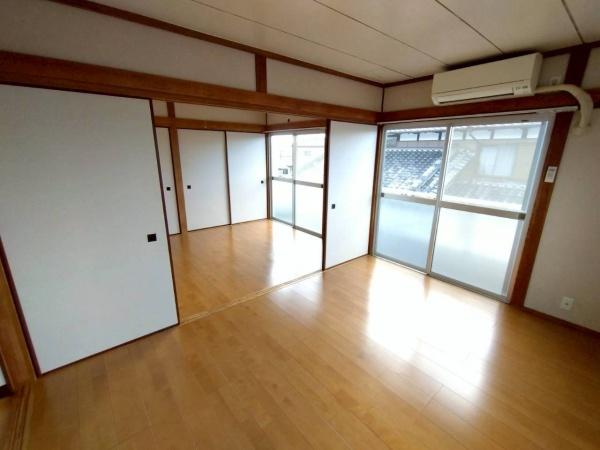 宮崎市村角町宮崎牟田のアパート(リビング)
