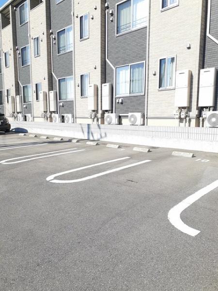 宮崎市清武町加納のアパート