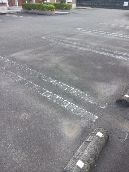 宮崎市花山手西１丁目のアパート