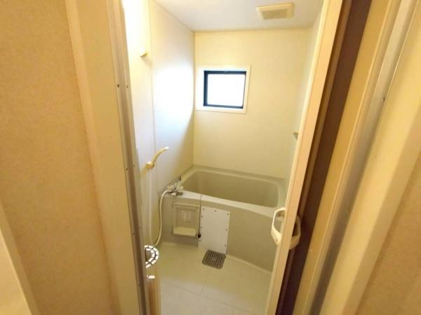 宮崎市東宮1丁目のアパート(バス)