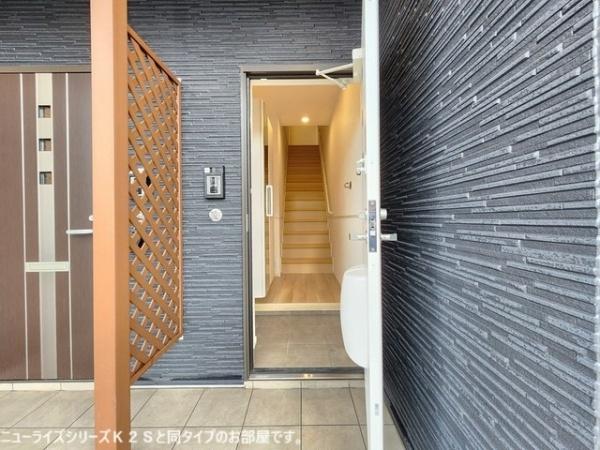 宮崎市恒久4丁目のアパート(玄関)