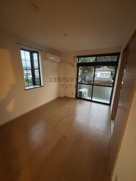 サンライズ大東(リビング)