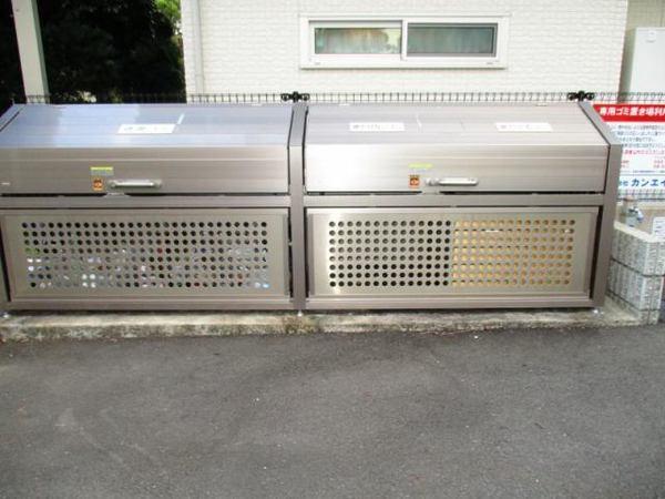 ヴィラ　ミモザ