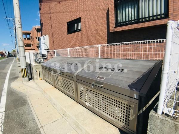 ジェネシス大島B