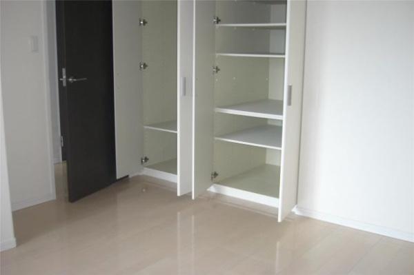 宮崎市船塚１丁目のマンション