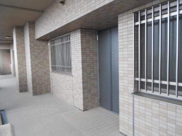 宮崎市船塚１丁目のマンション