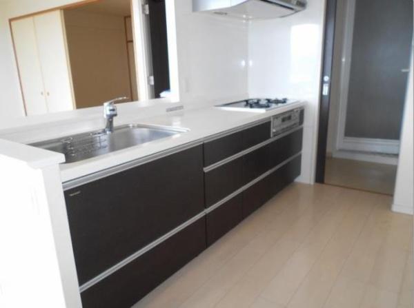 宮崎市船塚１丁目のマンション