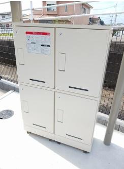 シャルフ　赤江　３