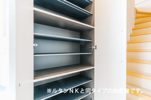 ミレールシャラン