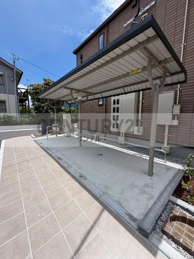 シャルフ飛江田　１