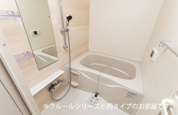 シャルフ飛江田　１