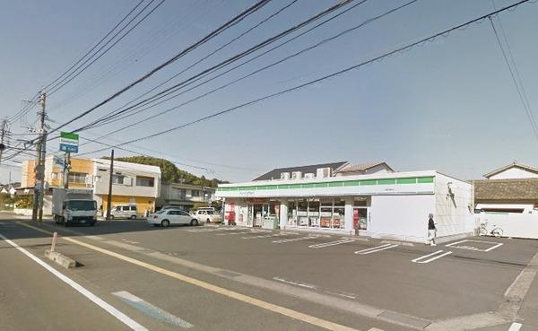 アルテマイスター堀川(ファミリーマート宮崎学園前店)