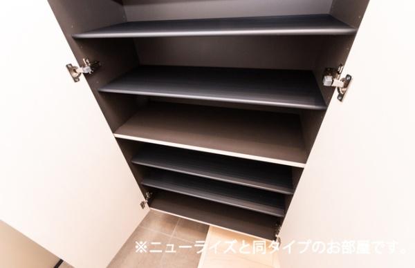 ラ・フルール　麓　弐番館